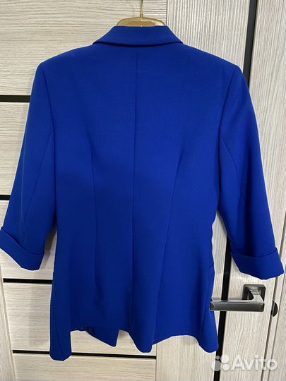 Брючный костюм женский