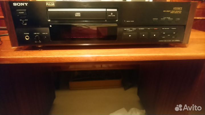 Sony cdp-x559es
