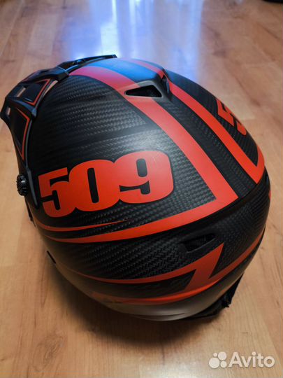 Шлем 509 Chris Brandt Carbon