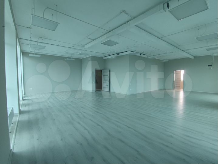 Офис в бц с ремонтом, 4 этаж, лифт, 100 м2