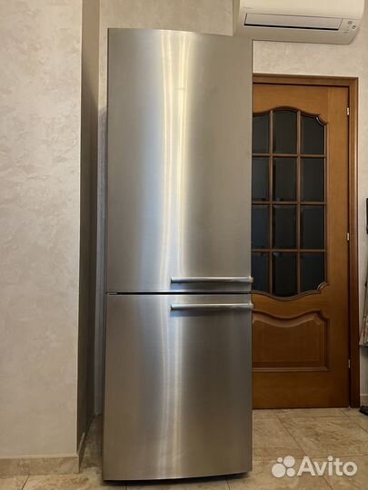 Холодильник двухкамерный бу