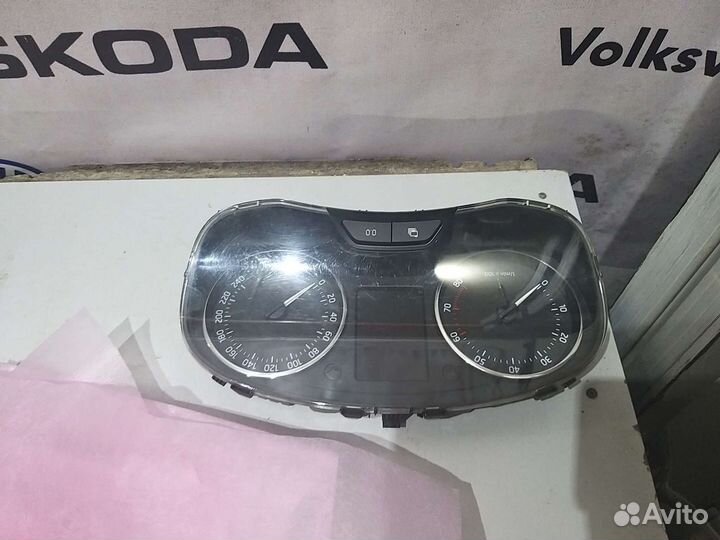 Панель приборов Skoda Rapid