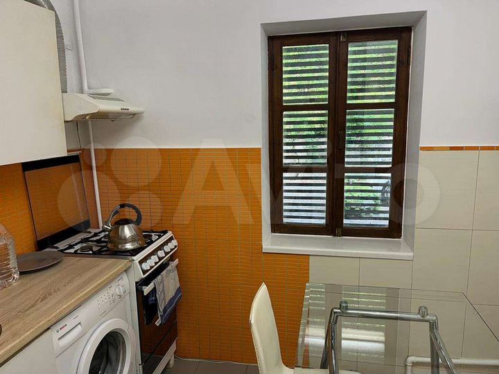 2-к. квартира, 53 м², 1/5 эт.