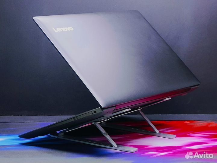 Игровой ноутбук Lenovo