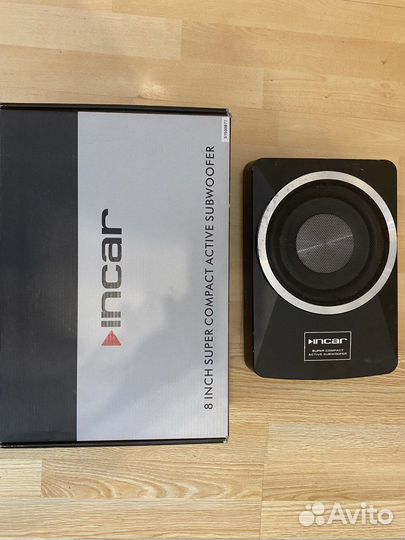 Сабвуфер компактный под сиденье