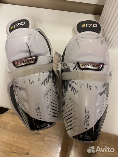 Щитки хоккейные детские 8