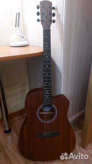Акустическая гитара