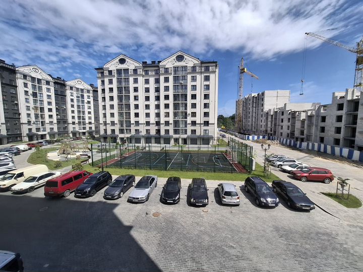 3-к. квартира, 81,3 м², 4/9 эт.