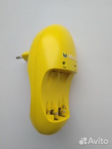 Зарядное устройство varta 57062 AAA\AA