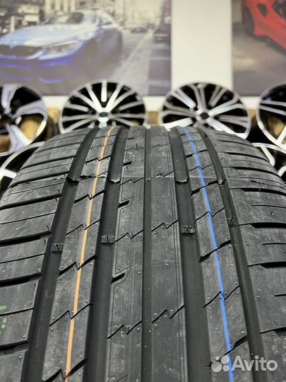 Tracmax X-Privilo RS01+ 265/40 R21 105Y