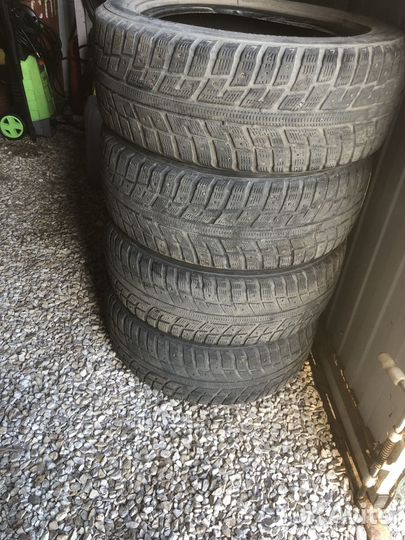 Kumho I'Zen KW22 215/55 R17