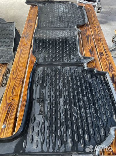 Автомобильные коврики toyota