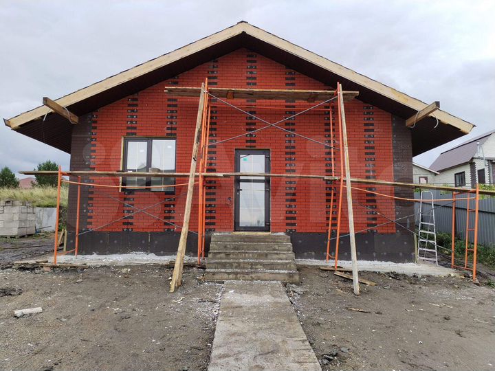 Дом 77 м² на участке 7,5 сот.