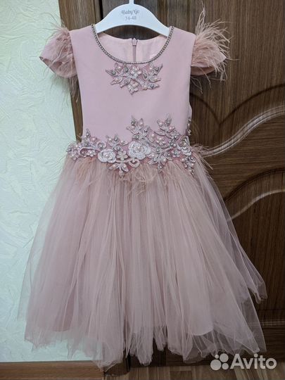 Праздничное платье с бантом 5 лет