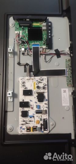 Xiaomi Mi TV P1(L43M6-6ARG), CV512H-U42