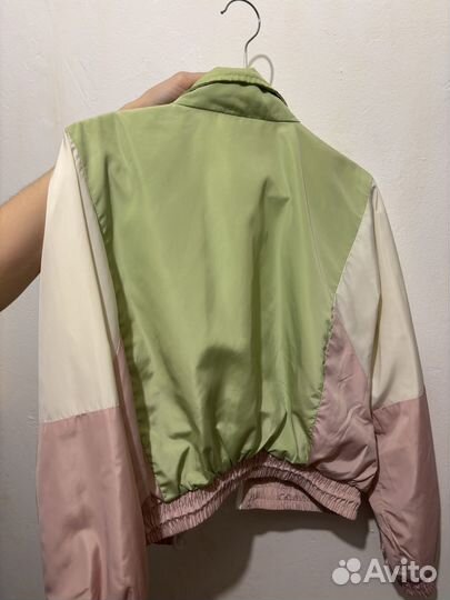 Ветровка женская цветная befree (размер S)