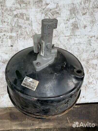 Усилитель тормозов вакуумный Мерседес Vito Viano