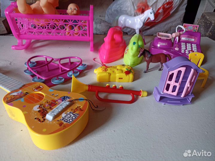 Игрушки разные