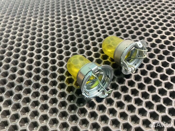 Колпачки в фару/туманки желтые Toyota желтки