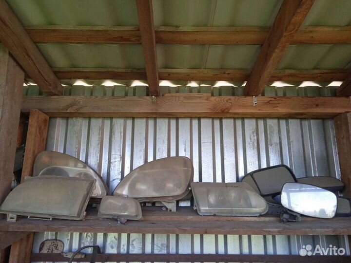 Торпеда,стекла,обивка для салона и не только