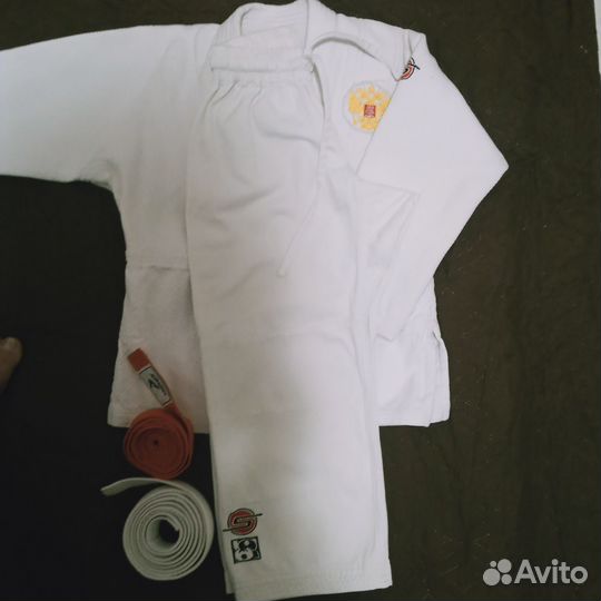 Продам кимоно для Дзюдо