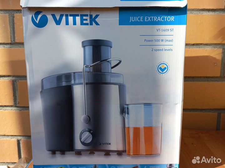 Соковыжималка новая