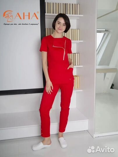 Sana костюм медицинский Джекки новый