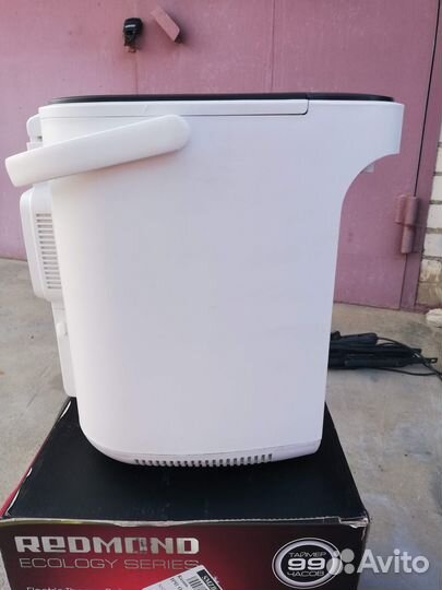 Термопот redmond