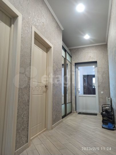 Дом 260 м² на участке 15 сот.