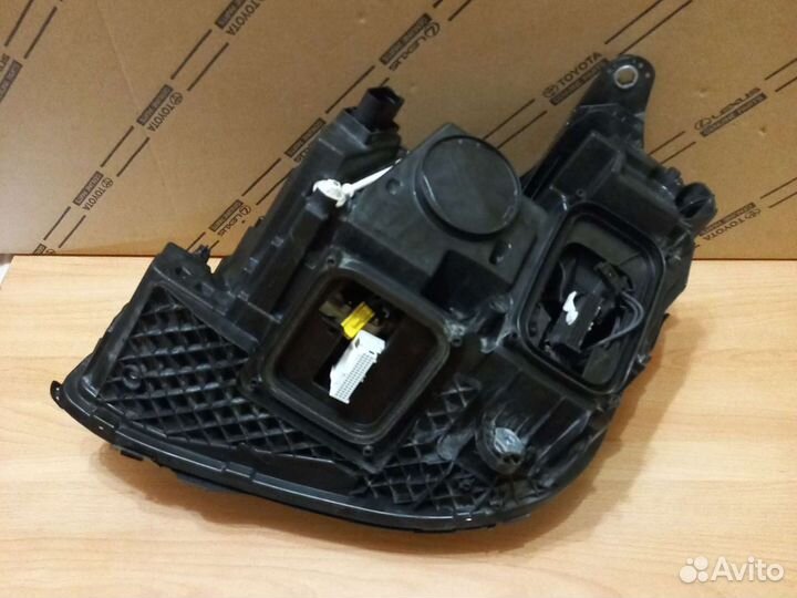 Mercedes E W213 фара правая A2139062606 Multi beam