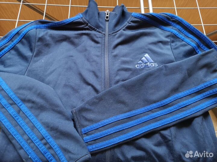 Ветровка и тренировочные костюмы