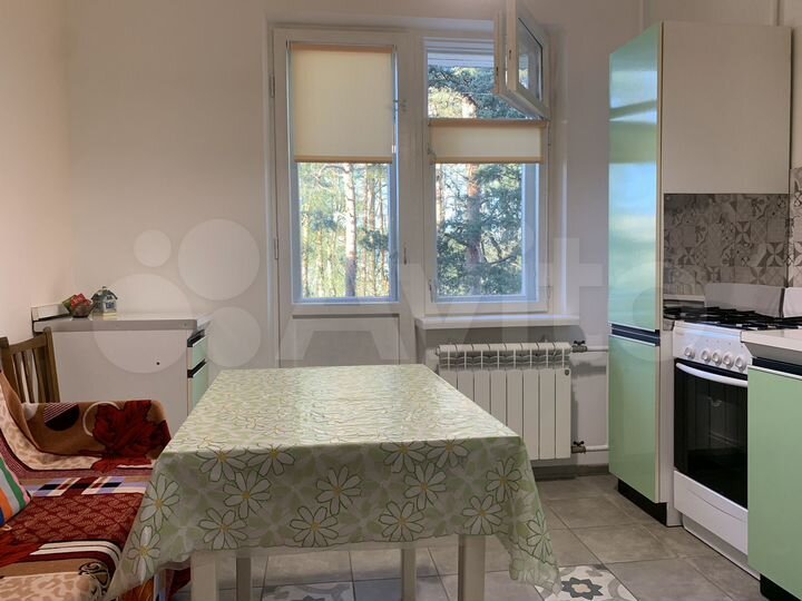 1-к. квартира, 42 м², 3/5 эт.