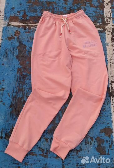 Спортивный костюм новый 42р