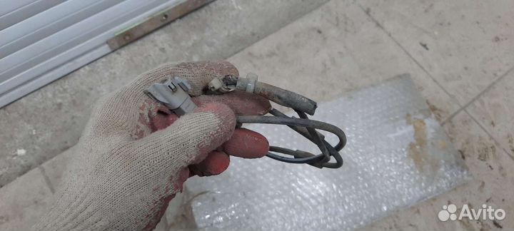 Датчик ABS пер. П. Toyota Rav4/2004