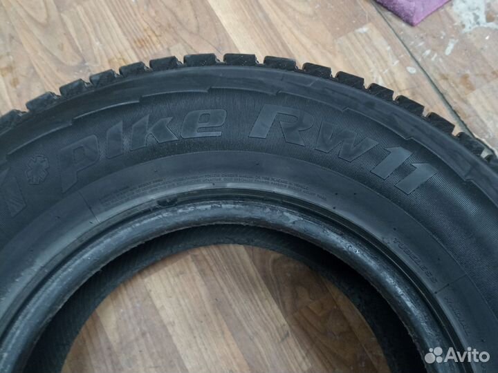 Hankook I'Pike RW11 235/75 R15