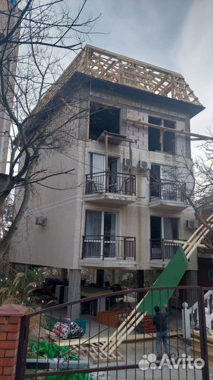 Бригада строителей