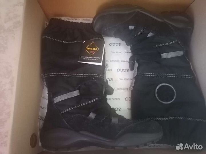 Сапоги демисезонные р. 32 Ecco