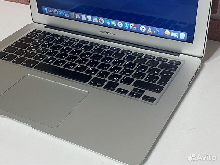 MacBook Air 13 2017 i5\128gb\8gb