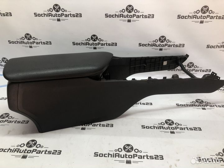 Центральная консоль Toyota Camry V70