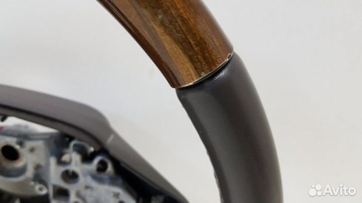 Руль Toyota Land Cruiser 200 2016