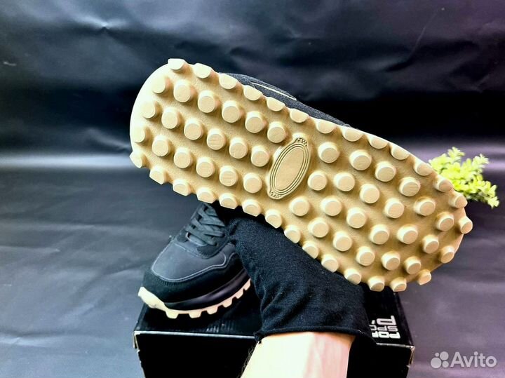 Кроссовки Boss легкие