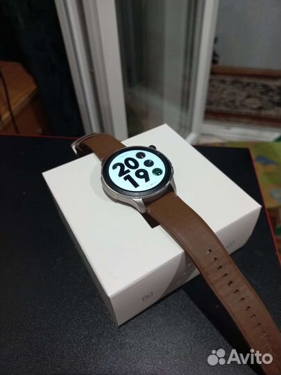 Смарт часы GTR4