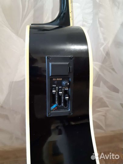 Электроакустическая гитара opera