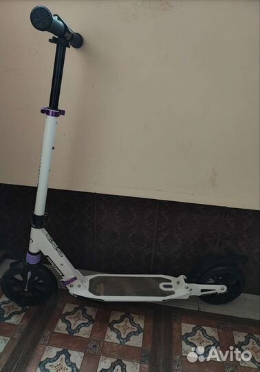 Самокат взрослый с большими колесами