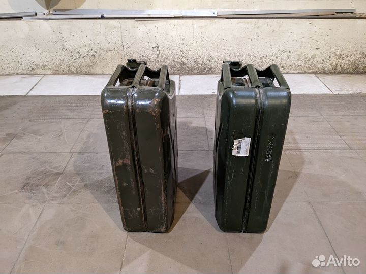 Канистра металлическая 20 л