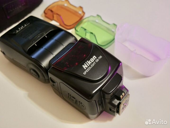 Nikon Speedlight SB-700