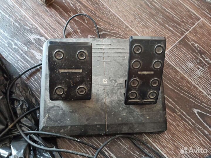 Игровой руль