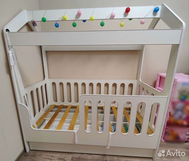 Детская кровать домик