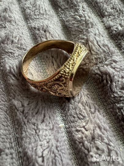 Золотое кольцо печатка 585 проба
