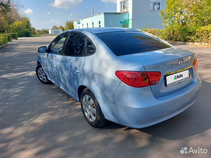 Hyundai Elantra 1.6 AT, 2011, 182 500 км